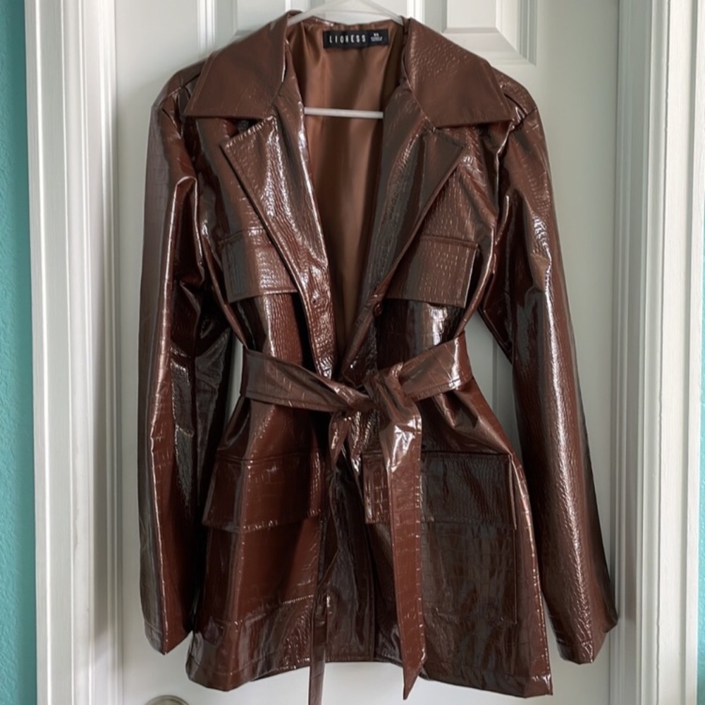 ❄️☃️Victory Boulevard chocolate Vinyl Jacket - Picture 3 of 3